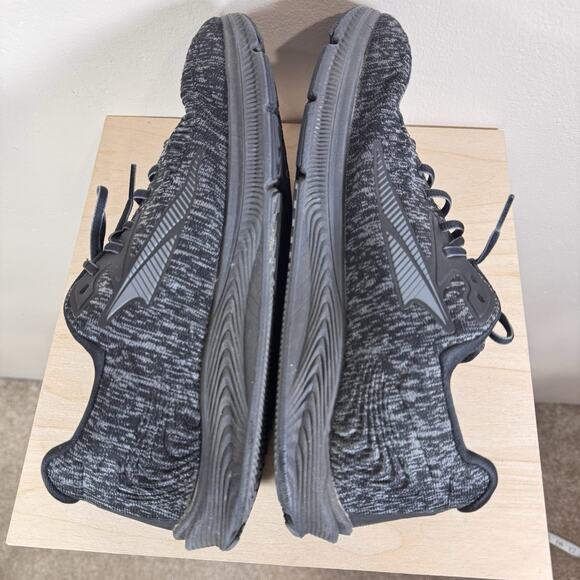 Altra Torin 5 Luxe Mens Size 10 Black Gray Athletic Running Lace Up Shoes - Picture 6 of 11